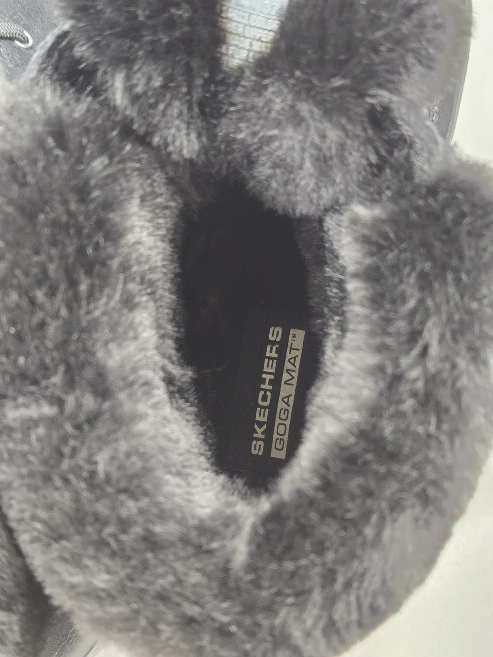 Skechers item pre